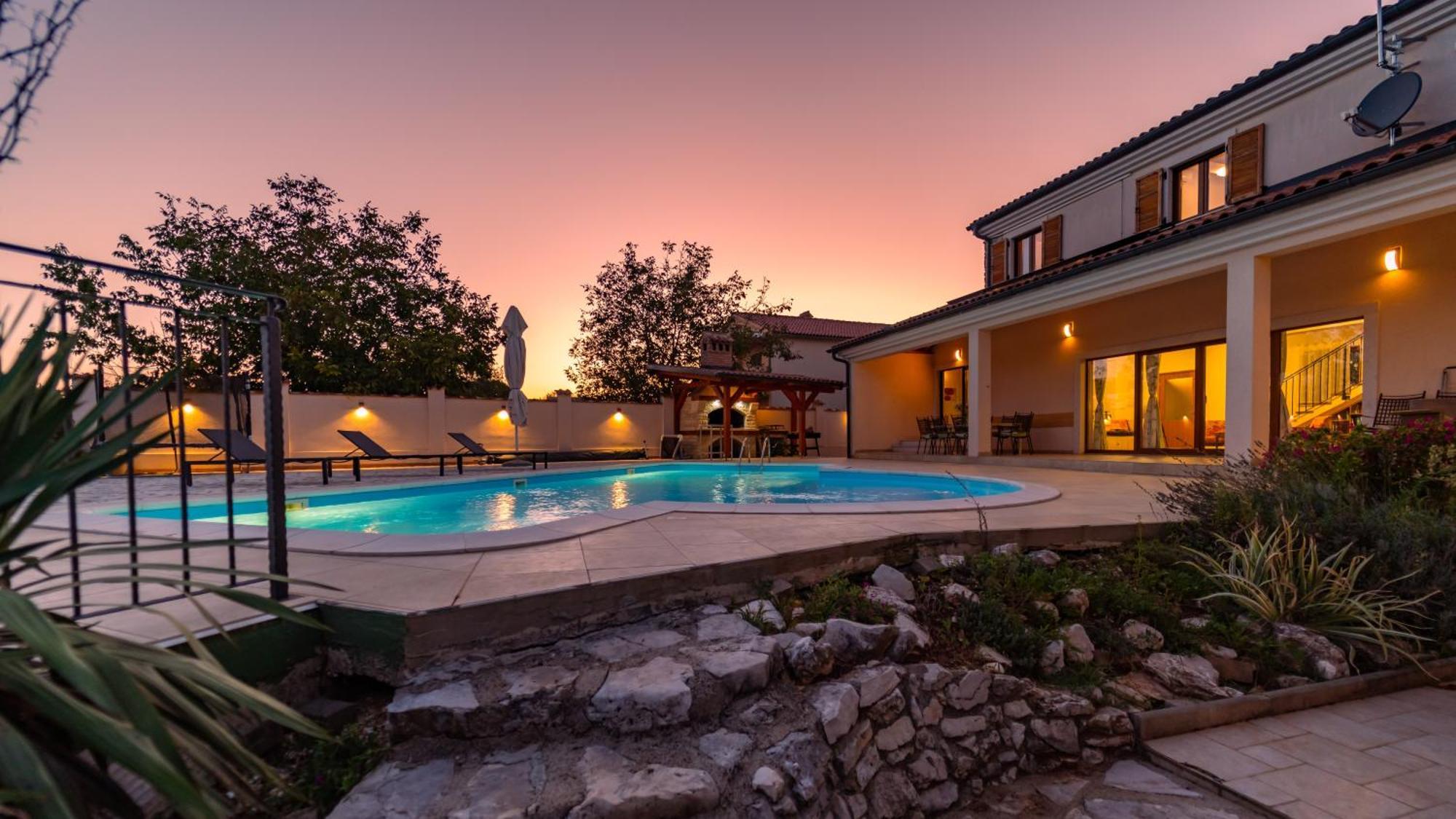 Villa Arton Heated Swimming-Pool Zminj Ngoại thất bức ảnh